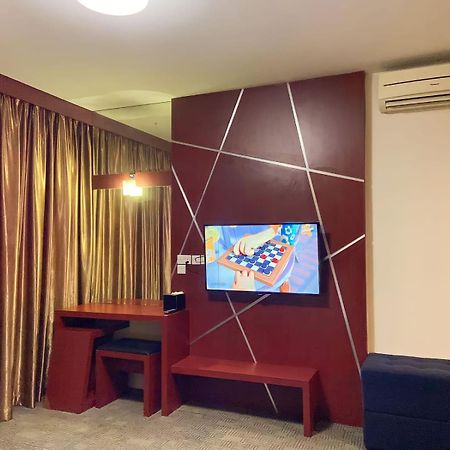 D'Merlion Hotel Pembunuh Exterior foto